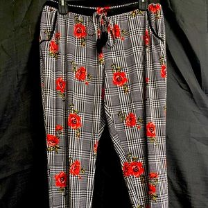 NO BO stretchy pants